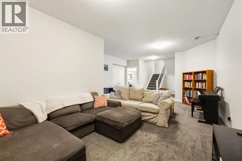 59 Sage Bluff Road NW