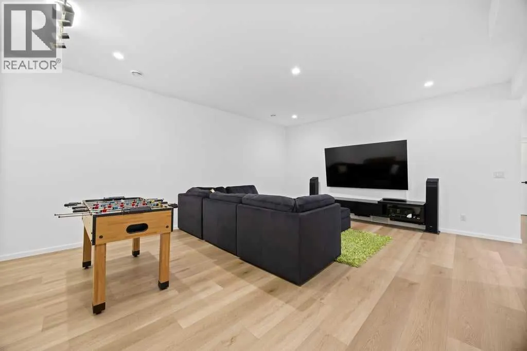 133 Glyde Park