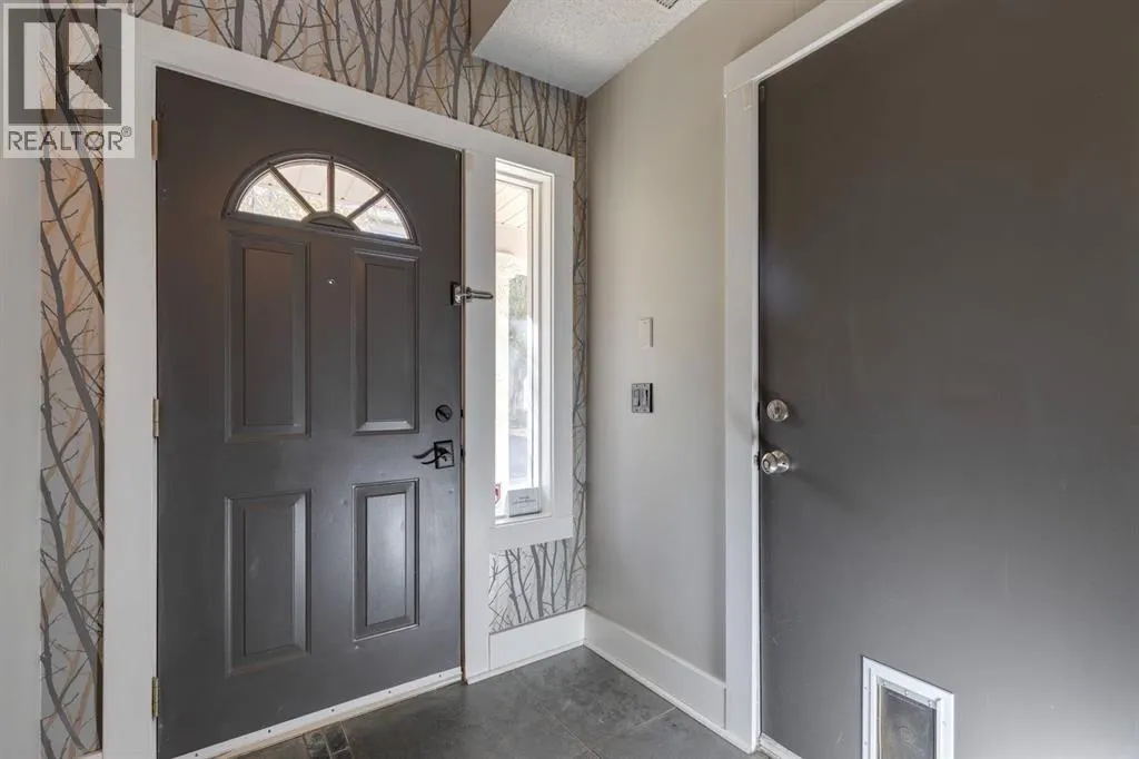 246 Christie Park Mews SW