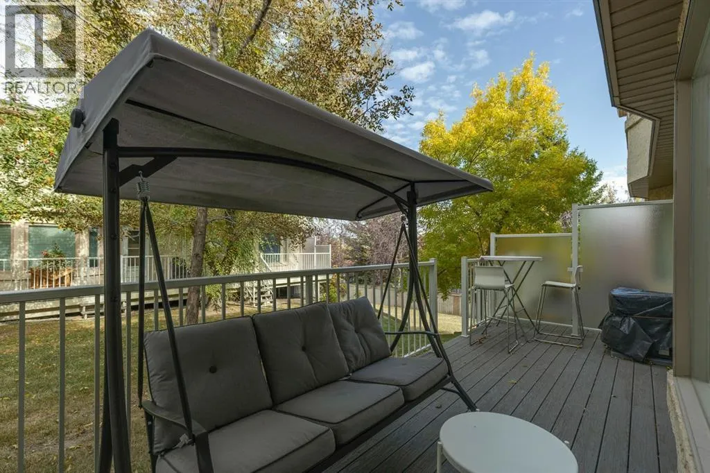 246 Christie Park Mews SW