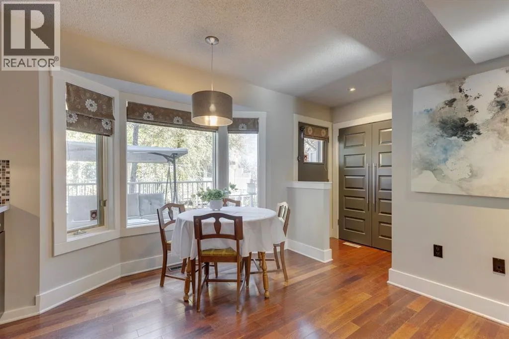 246 Christie Park Mews SW