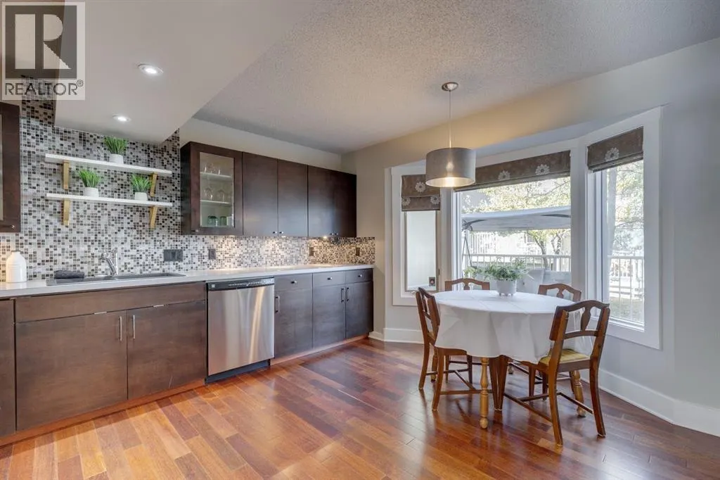 246 Christie Park Mews SW