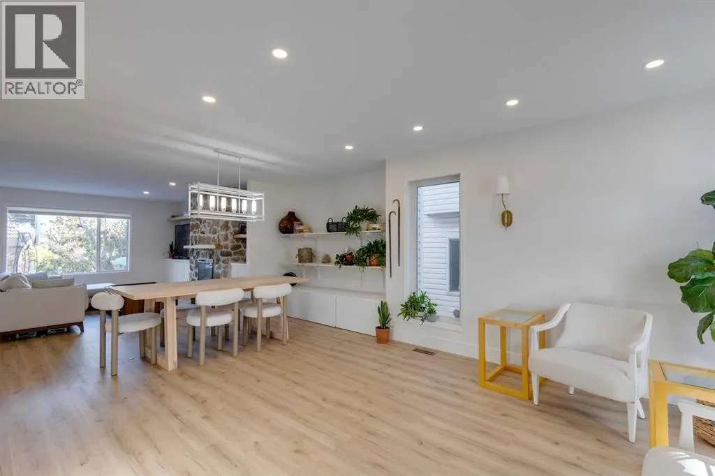 254 Scenic View Close NW
