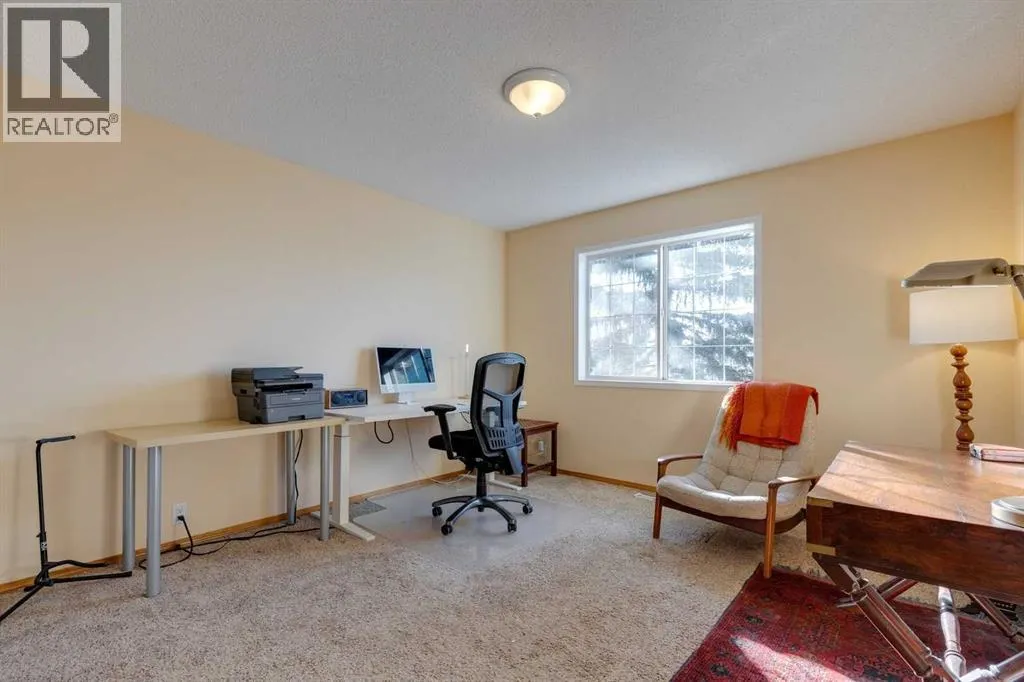 254 Scenic View Close NW