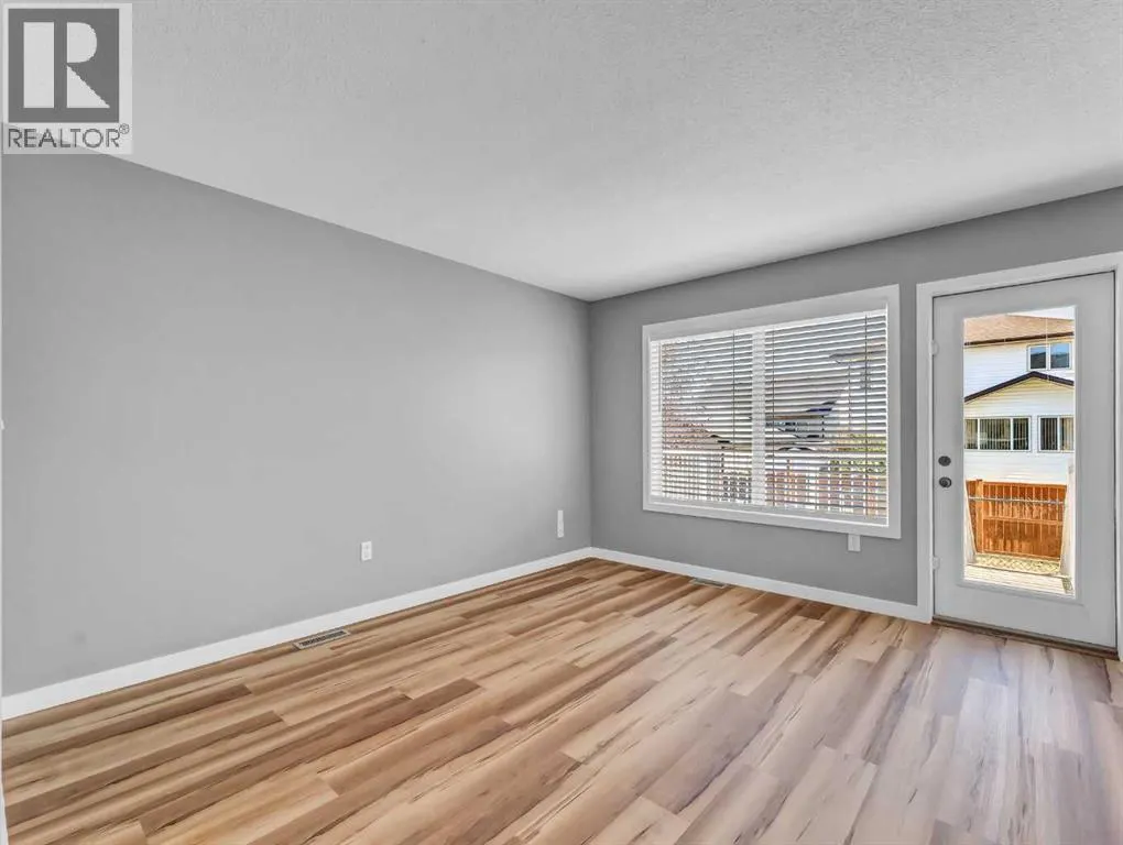 82 Saamis Meadows Lane SW