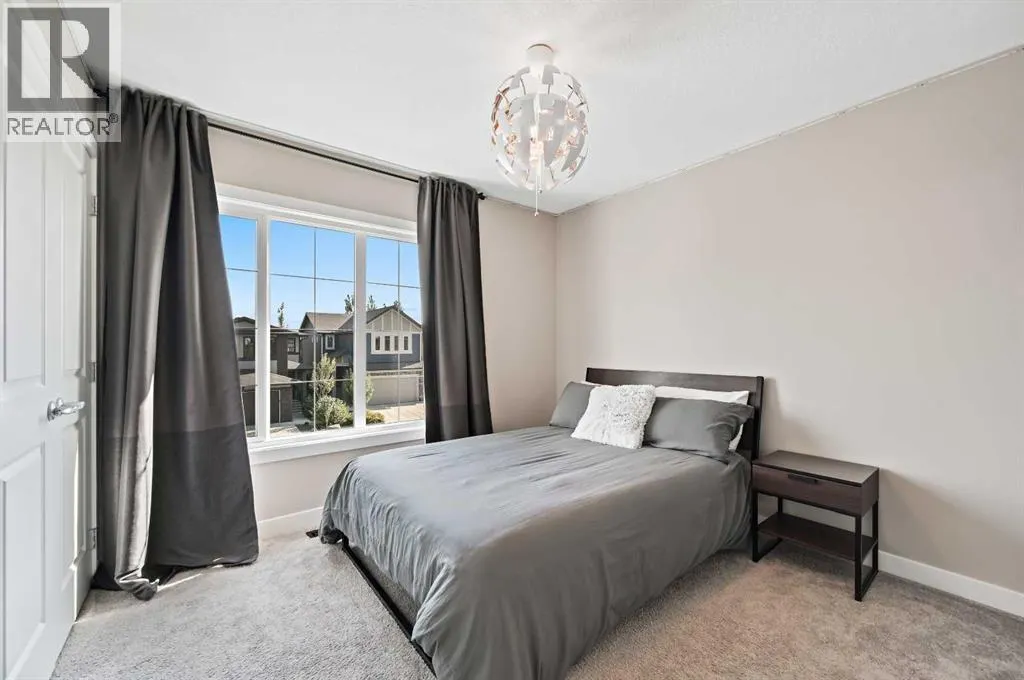 13 Cranbrook Cove SE