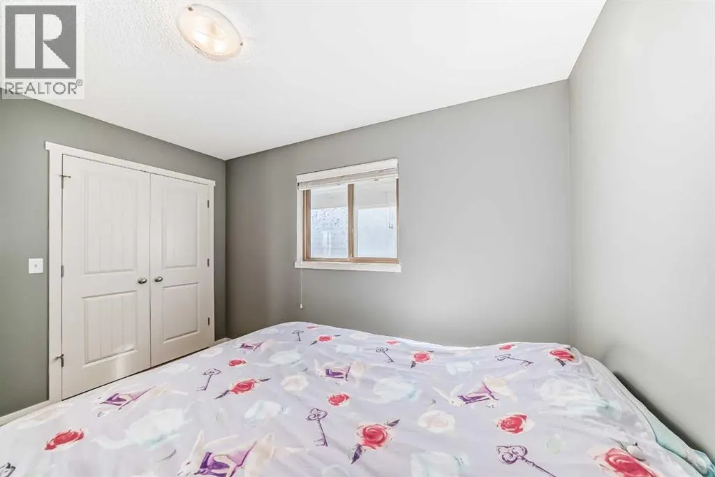 136 Sage Valley Drive NW