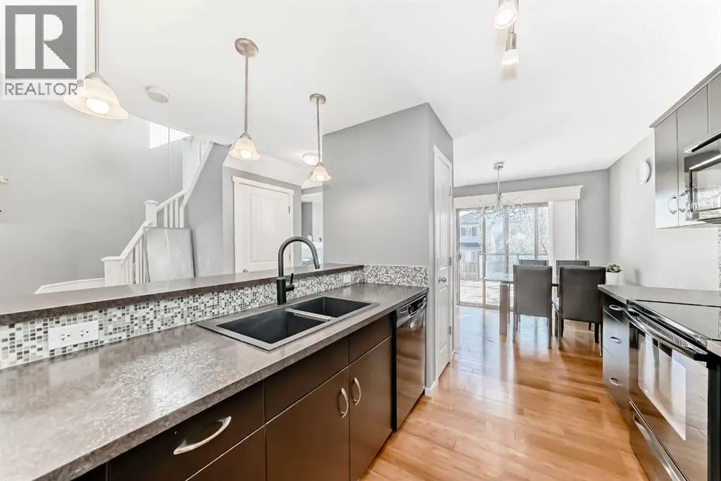 136 Sage Valley Drive NW