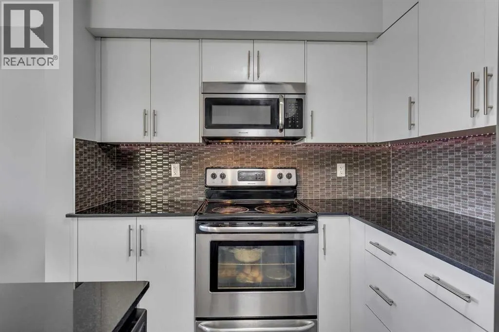7 West Coach Manor SW