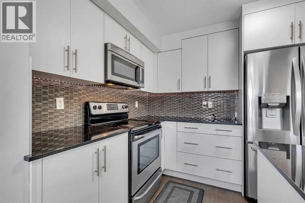 7 West Coach Manor SW