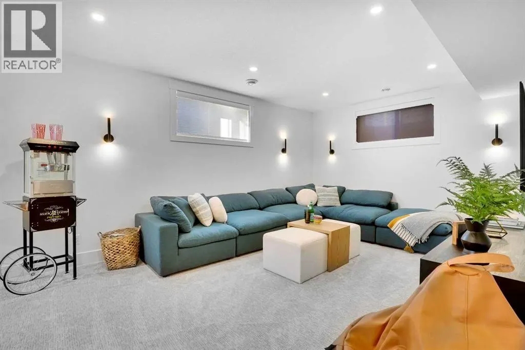 371 Chelsea Passage