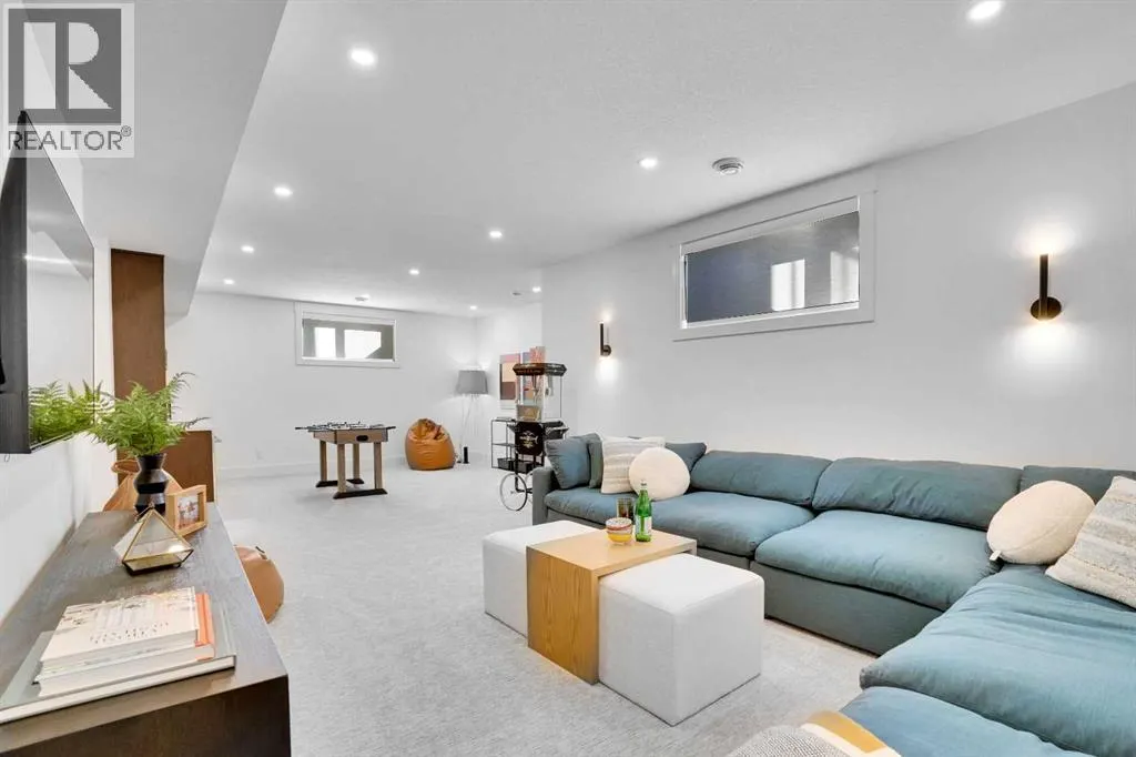 371 Chelsea Passage