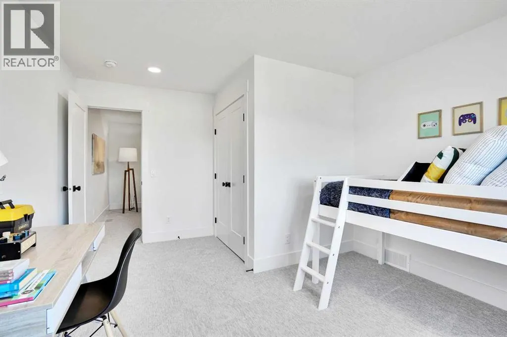 371 Chelsea Passage