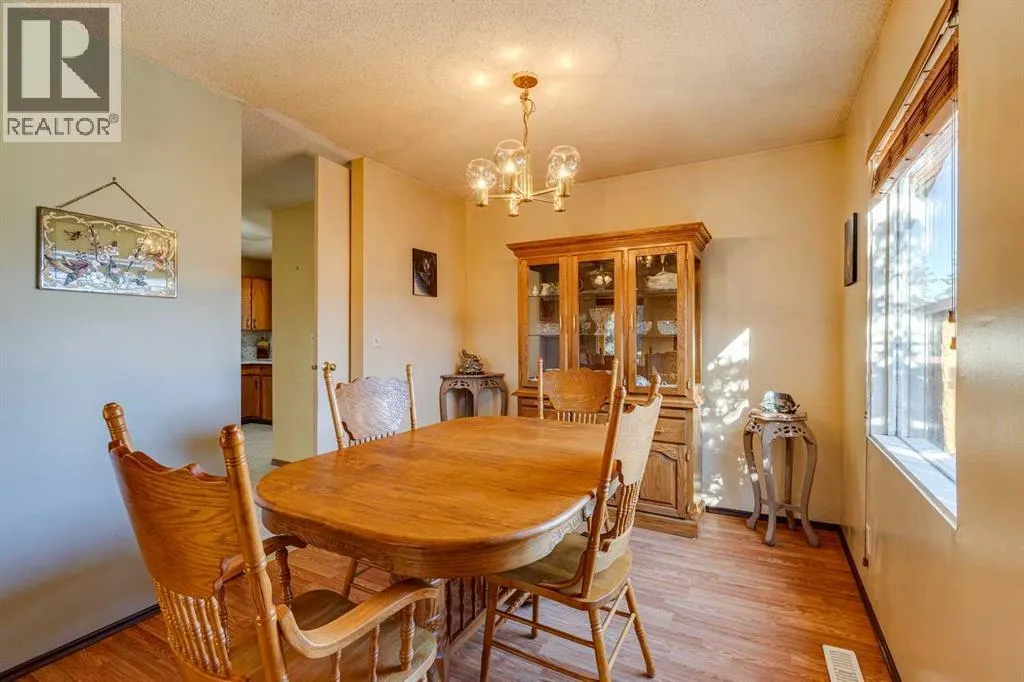 8 Mist Road