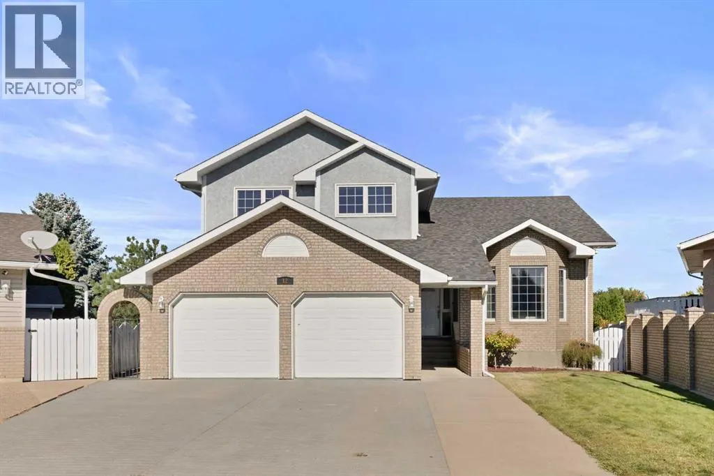 12 Redwood Way SE