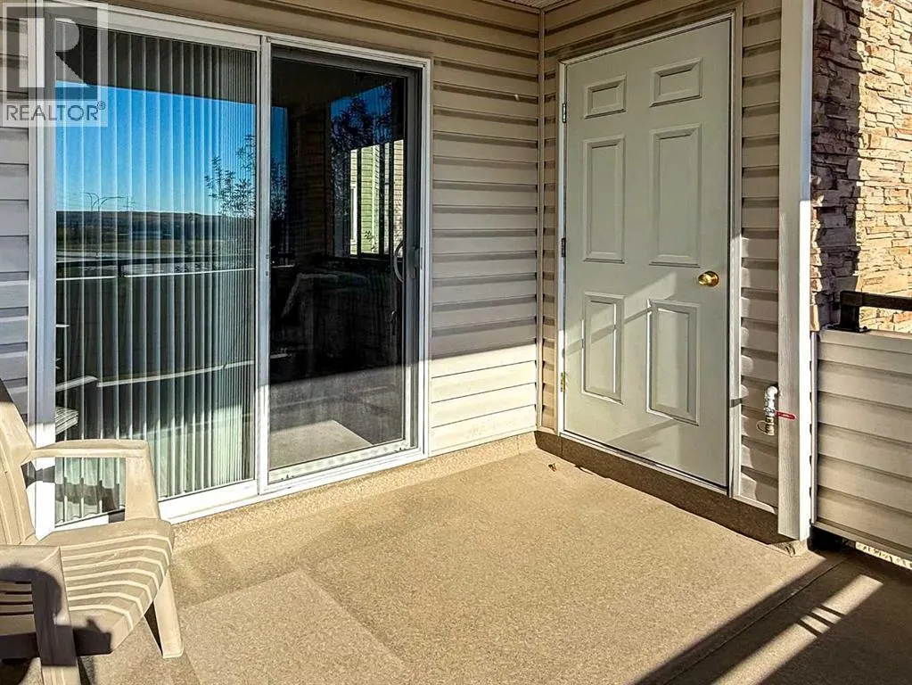 2206, 7451 Springbank Boulevard SW