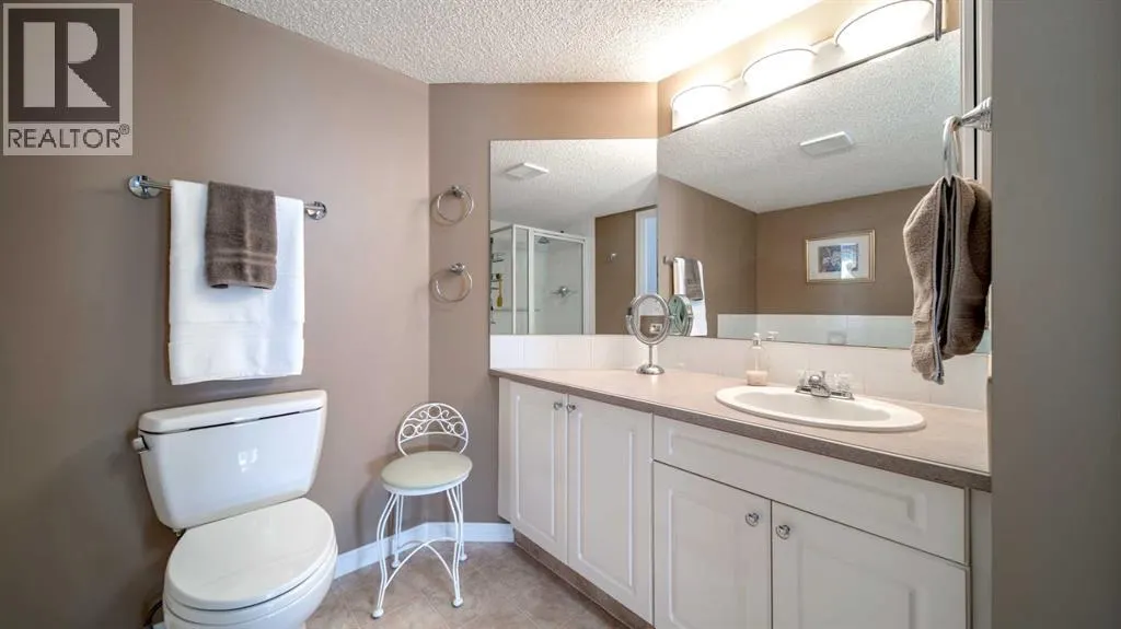 2206, 7451 Springbank Boulevard SW