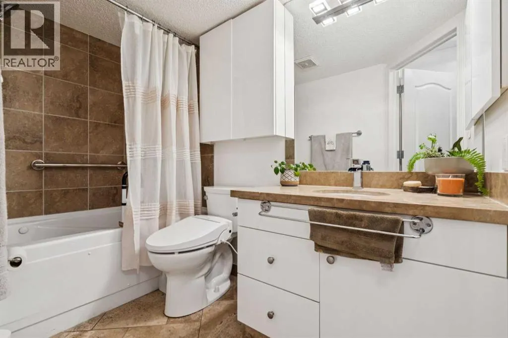 204, 30 Sierra Morena Mews SW