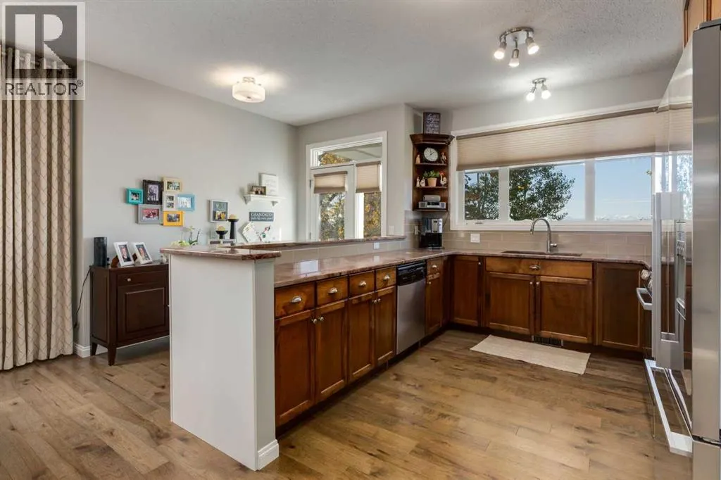 100 Royal Manor NW