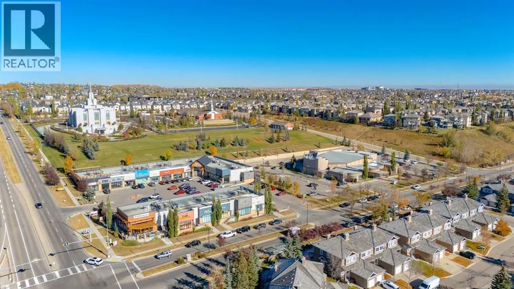 100 Royal Manor NW