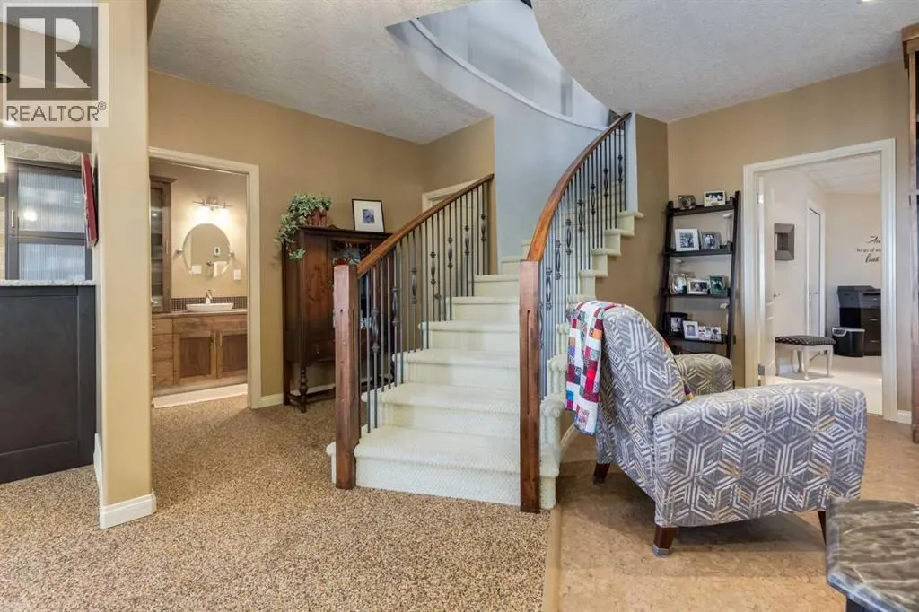 100 Royal Manor NW