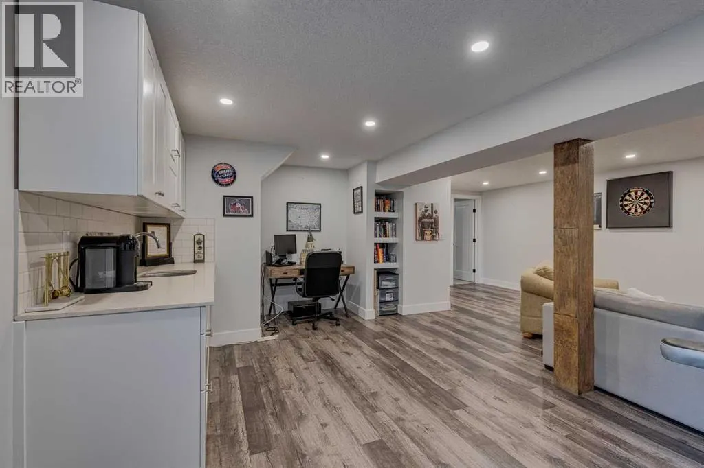 708 Sherman Avenue SW