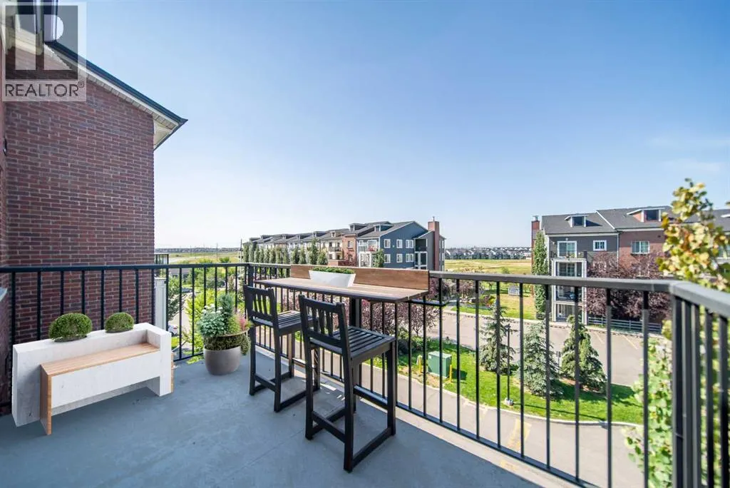 1417, 99 Copperstone Park SE