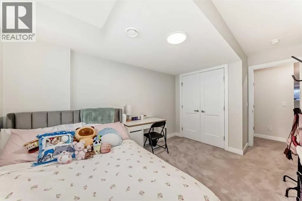 86 Wolf Crescent