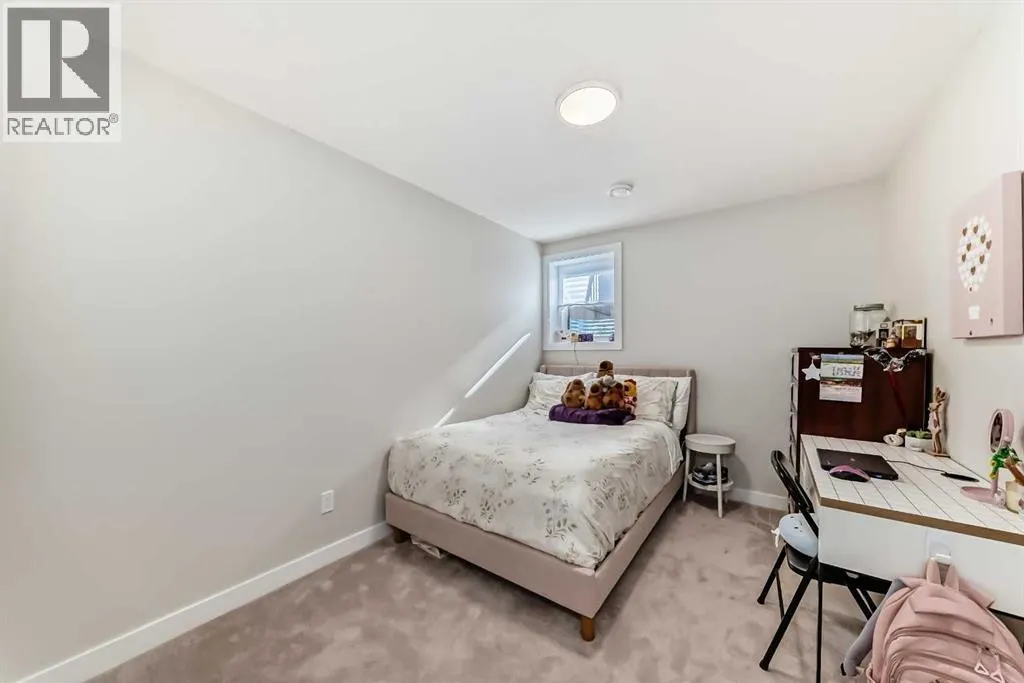 86 Wolf Crescent