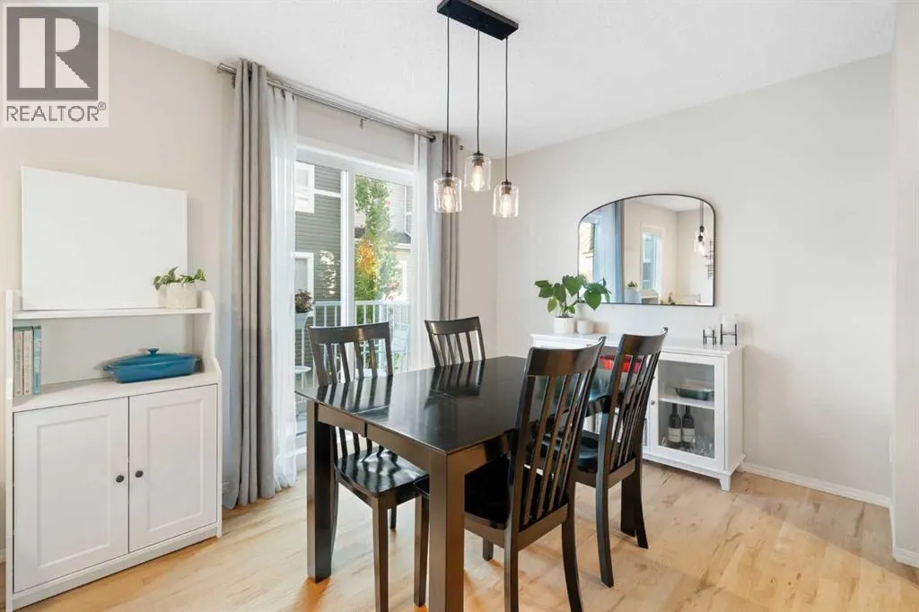 135 Tuscany Court NW