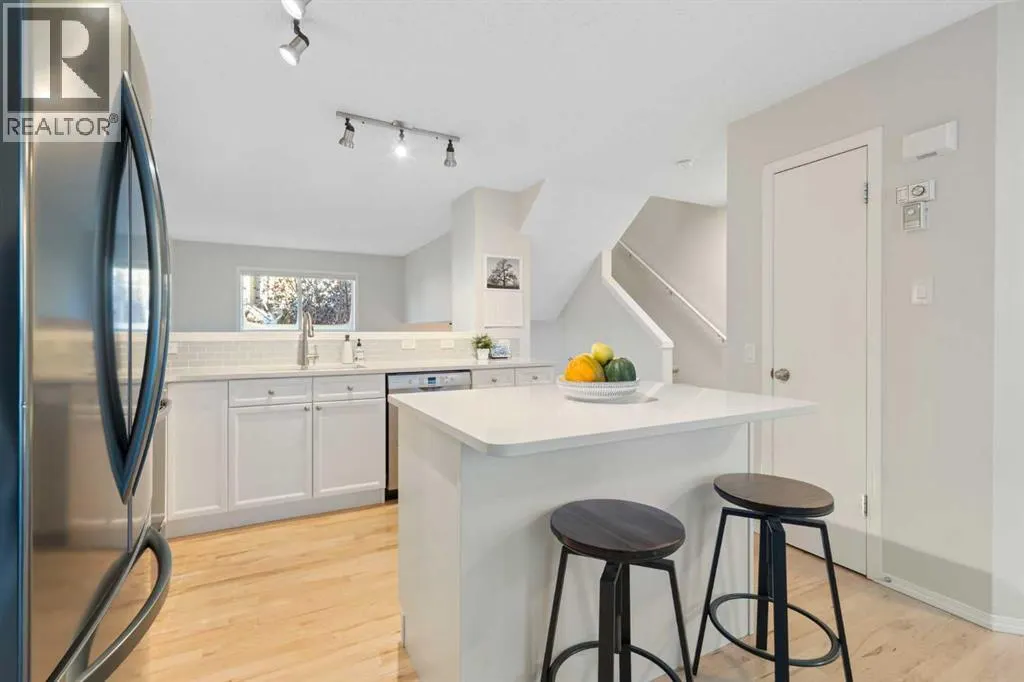 135 Tuscany Court NW