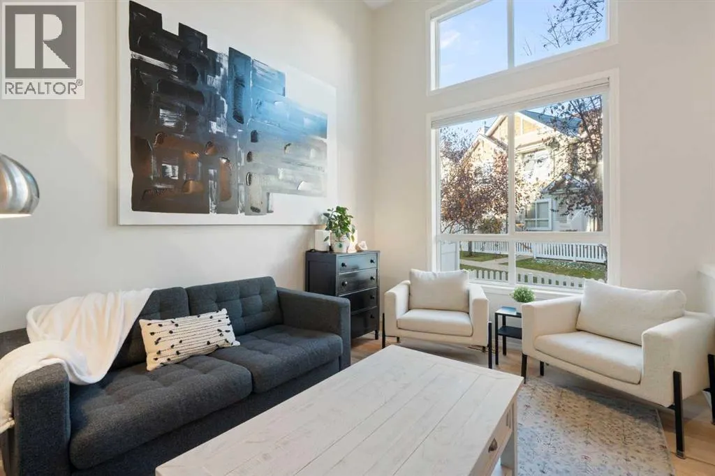 135 Tuscany Court NW