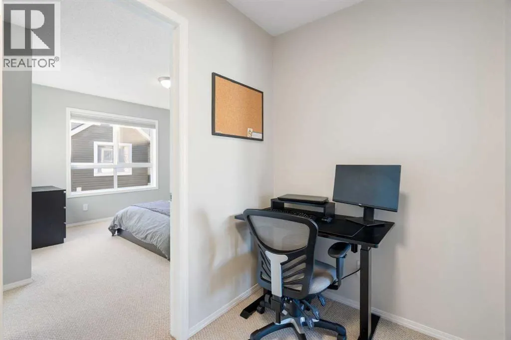 135 Tuscany Court NW