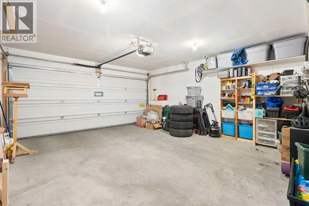 135 Tuscany Court NW