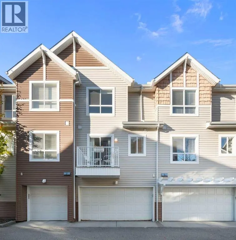 135 Tuscany Court NW
