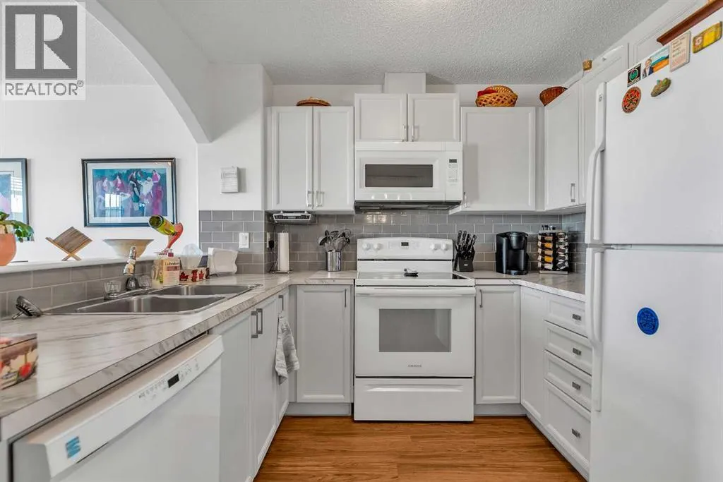 109 Citadel Estates Manor NW