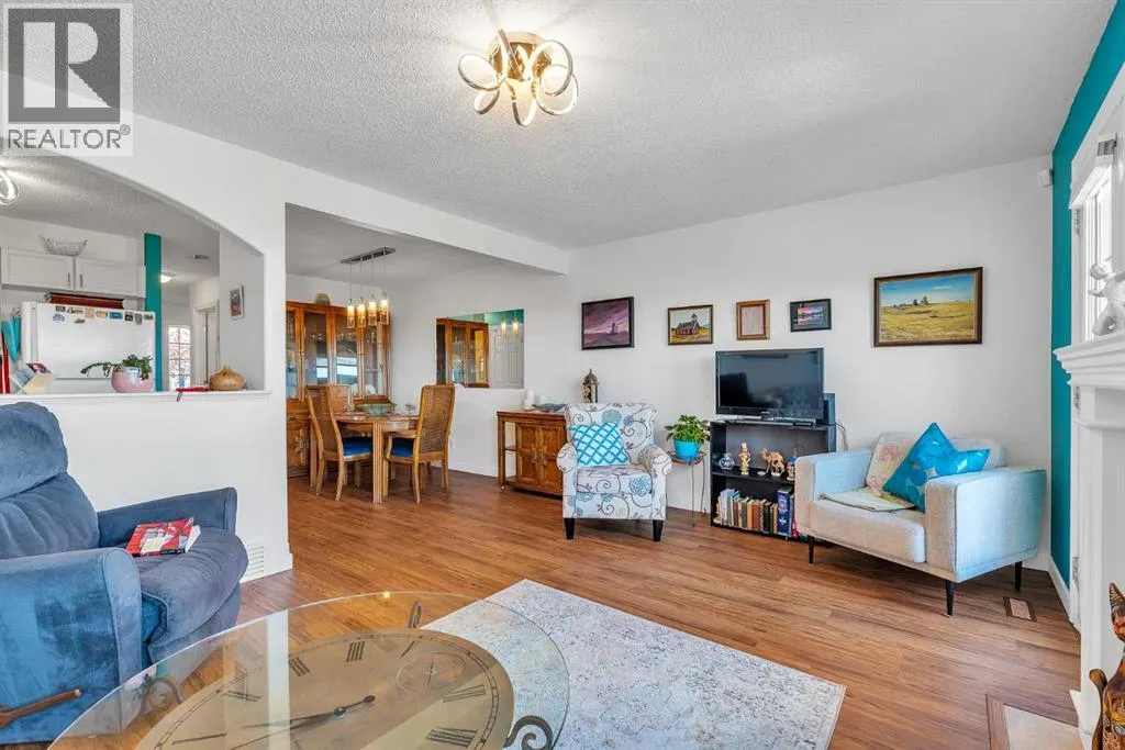 109 Citadel Estates Manor NW