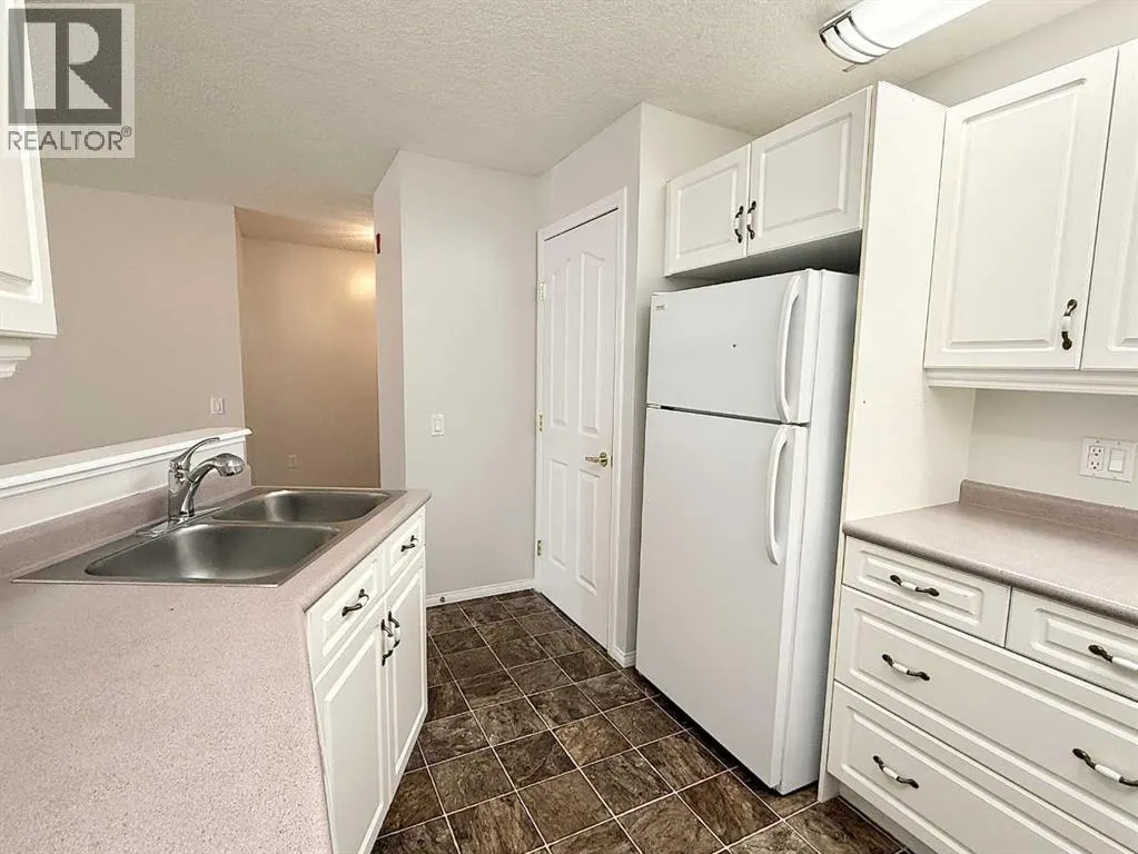 2126, 1818 Simcoe Boulevard SW