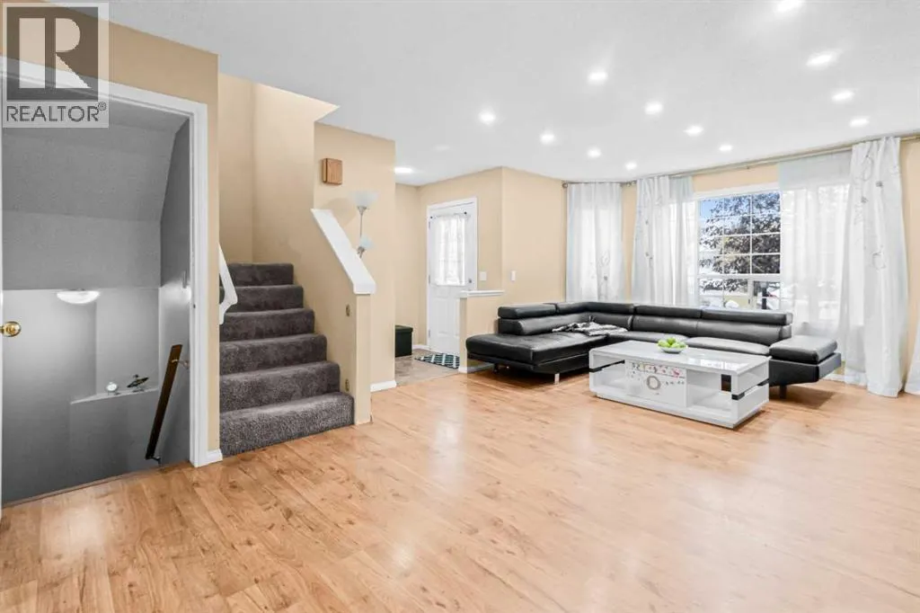 265 Fresno Place NE