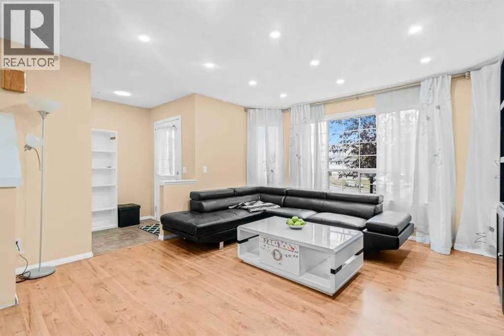 265 Fresno Place NE