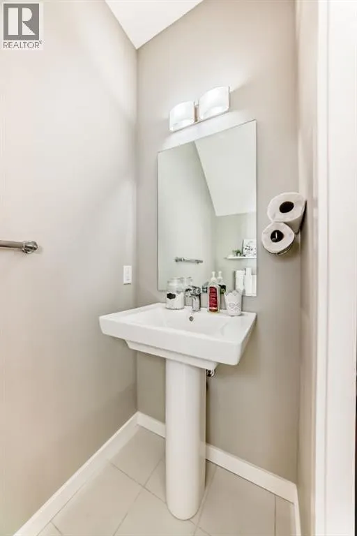 84 Copperstone Villas SE