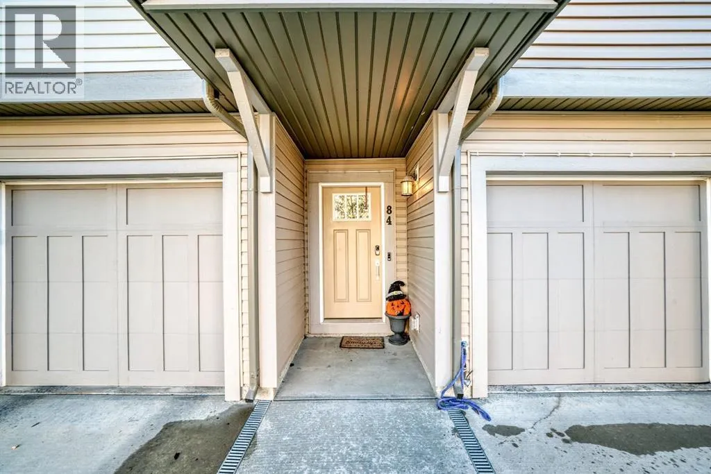84 Copperstone Villas SE