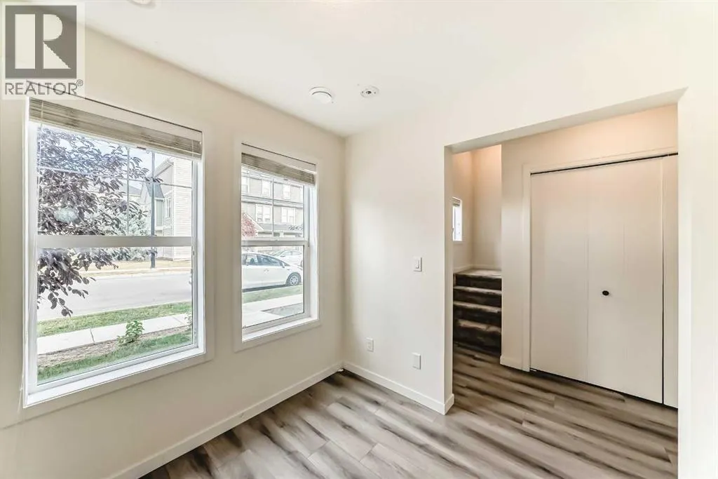203 South Point Park SW