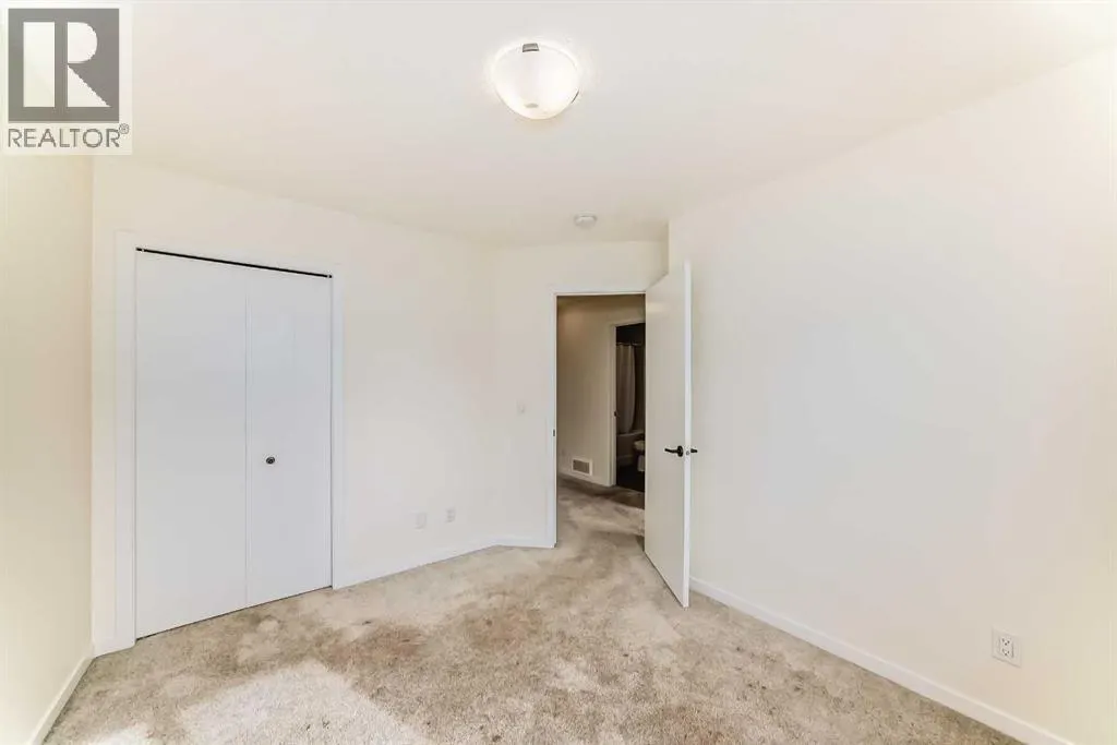 203 South Point Park SW