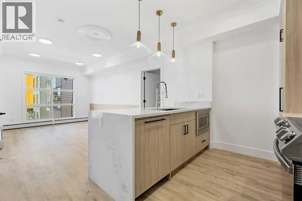 313, 370 Dieppe Drive SW