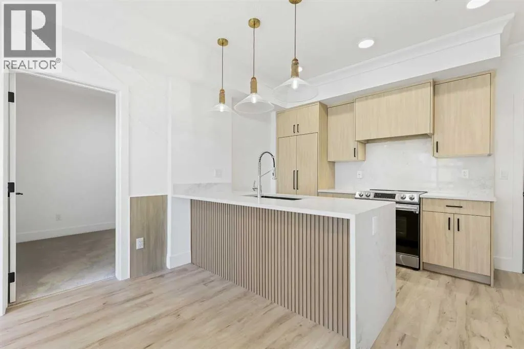 313, 370 Dieppe Drive SW