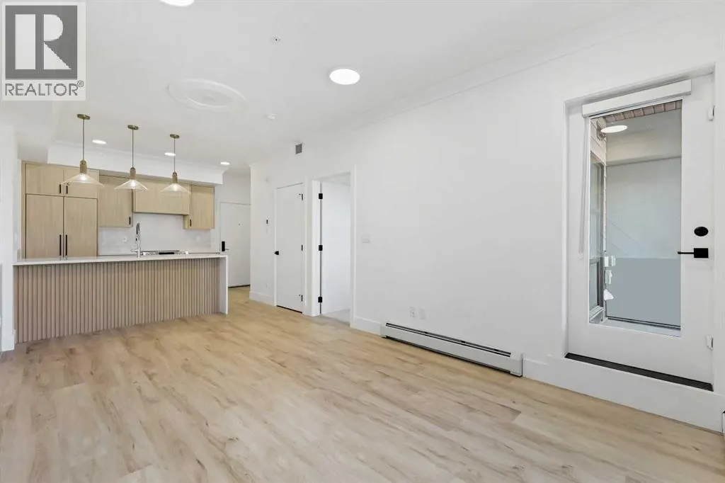 313, 370 Dieppe Drive SW
