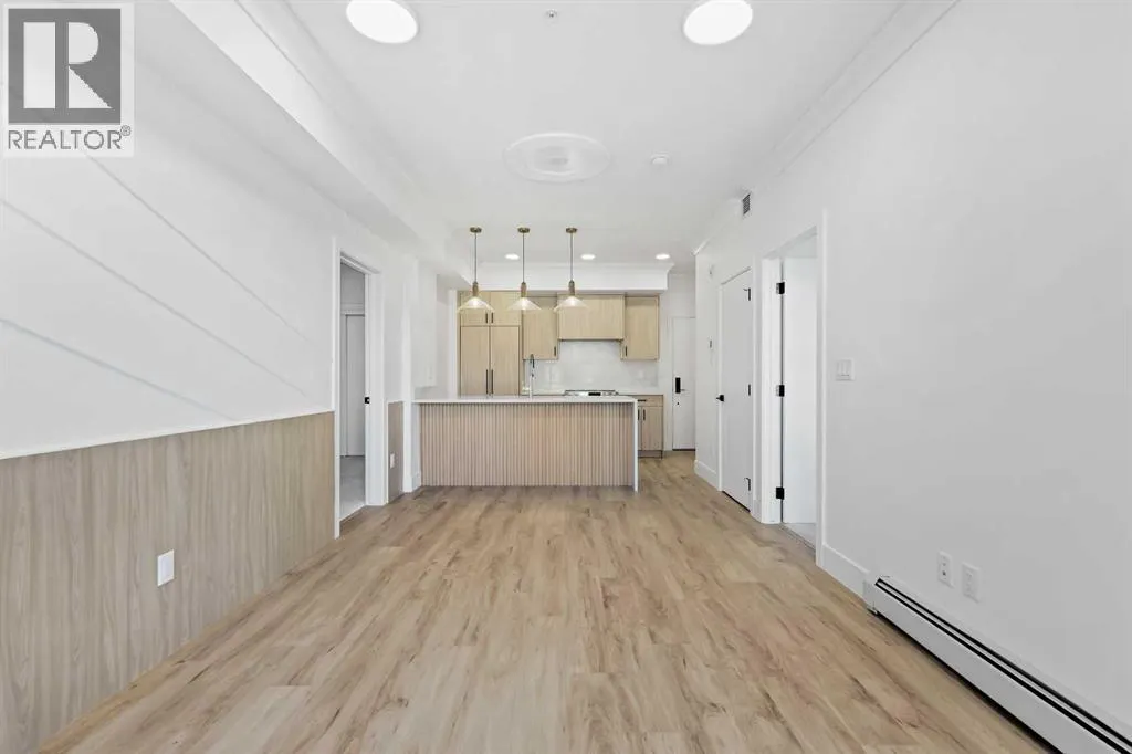313, 370 Dieppe Drive SW