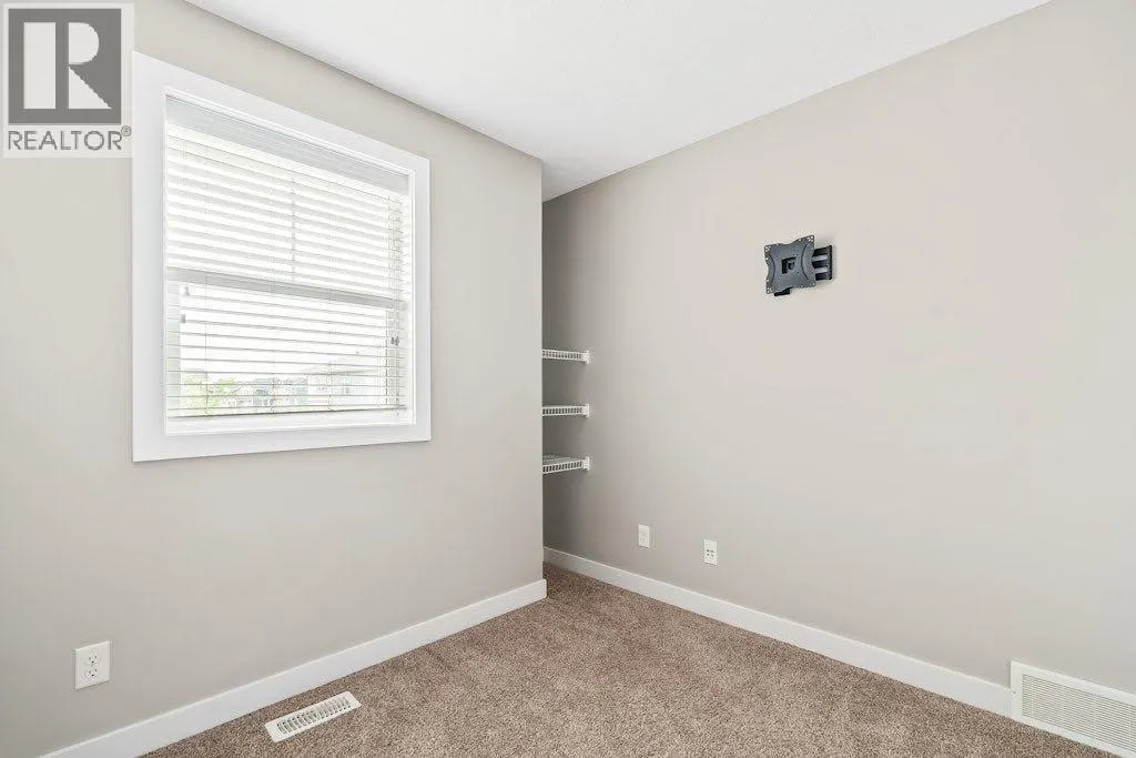 4 Evanscrest Gardens NW