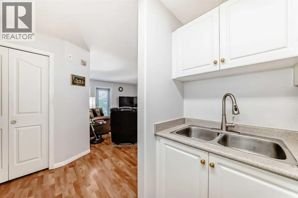 434, 5000 Somervale Court SW